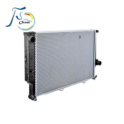 品質  Welded Engine Cooling System 2243445 Radiator For 1992-1994) BMW E32 740i Cooling Parts RA0012 ( 工場